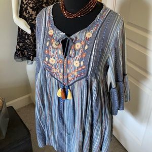 A wonderful handmade top by Karyn Seo 🌺